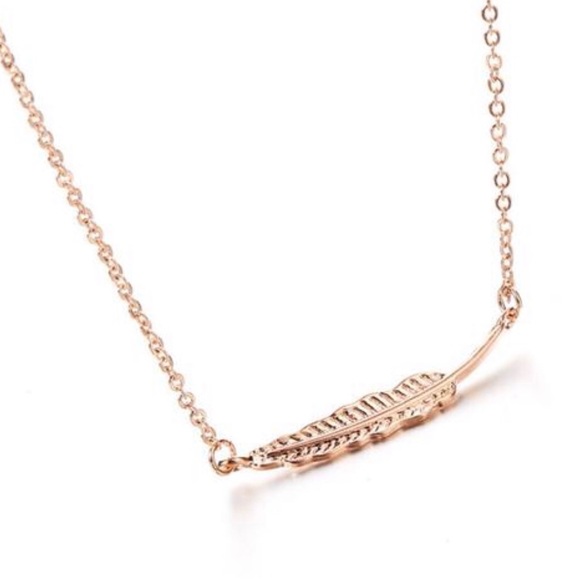✨Tiny Rose Gold Feather Necklace✨✨ - Picture 4 of 5